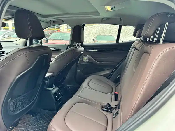 BMW X2 2023, фото 8