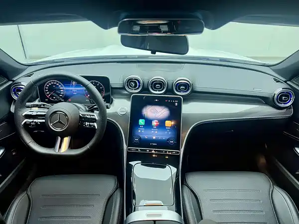 Mercedes-Benz C-Class 2025, фото 19