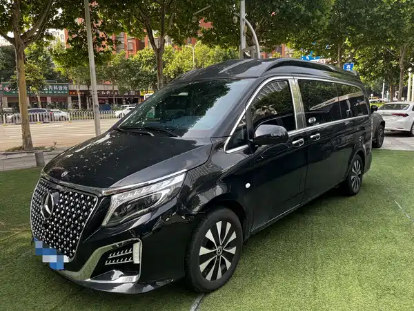 Mercedes-Benz Vito 2023, фото 3