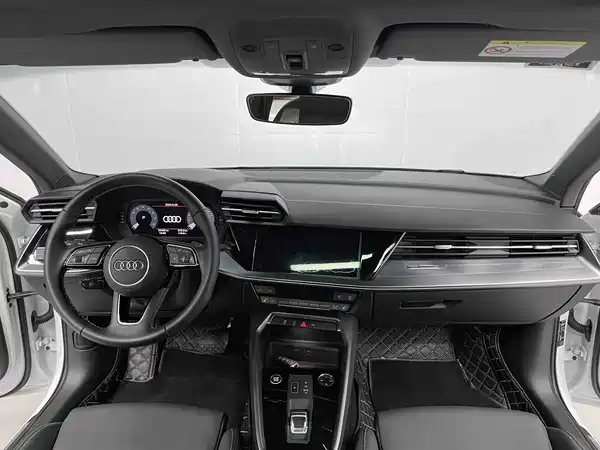 Audi A3 2024, фото 9