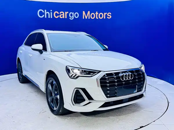 Audi Q3 2022, фото 3