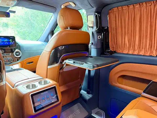 Mercedes-Benz Vito 2023, фото 11