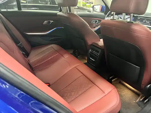 BMW 3 Series 2022, фото 8