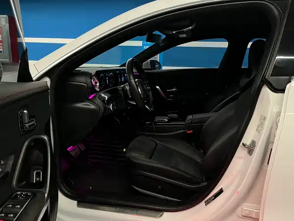 Mercedes-Benz CLA 2023, фото 6