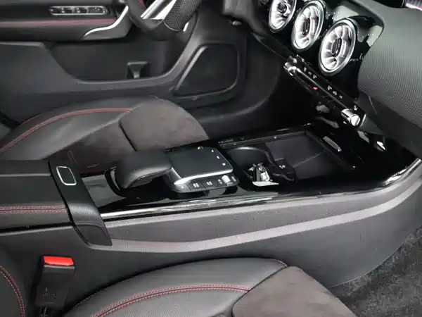 Mercedes-Benz A-Class 2023, фото 29