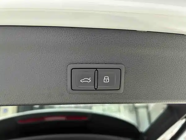 Audi Q3 2023, фото 17