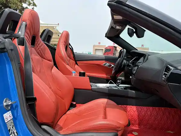 BMW Z4 2022, фото 8