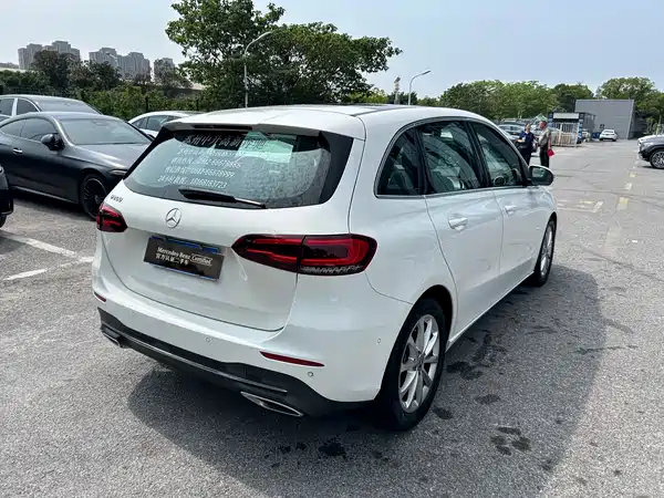 Mercedes-Benz B-Class 2022, фото 13