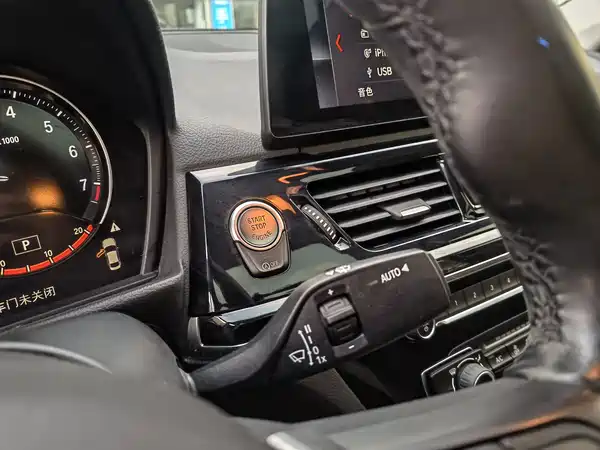 BMW 1 Series 2022, фото 21