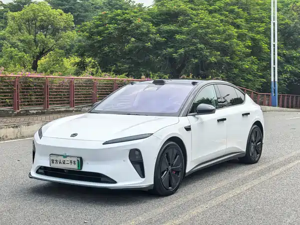 NIO ET5 2022