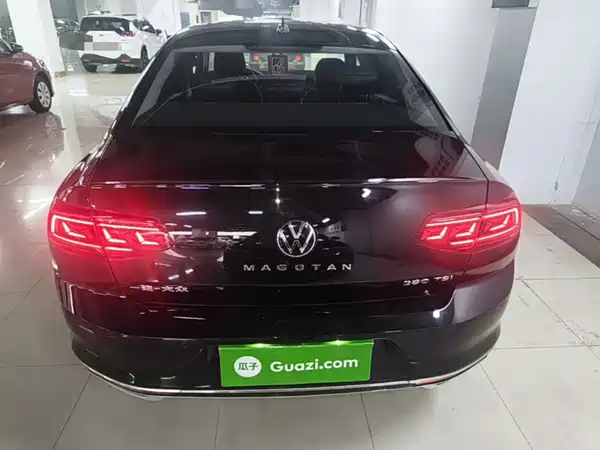 Volkswagen Magotan 2025, фото 5