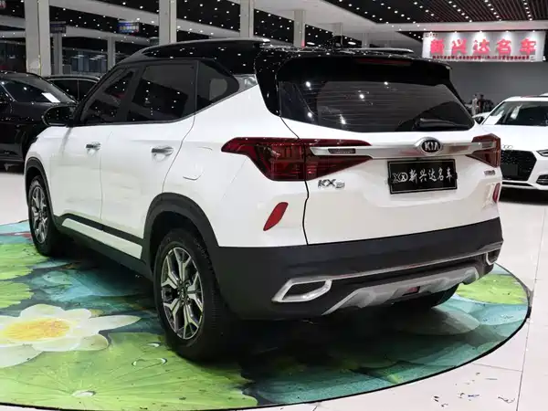 Kia KX3 2020, фото 4
