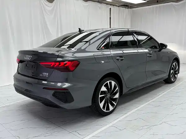 Audi A3 2022, фото 6