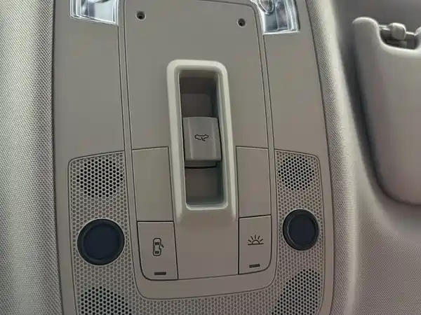 Audi Q2L 2022, фото 23
