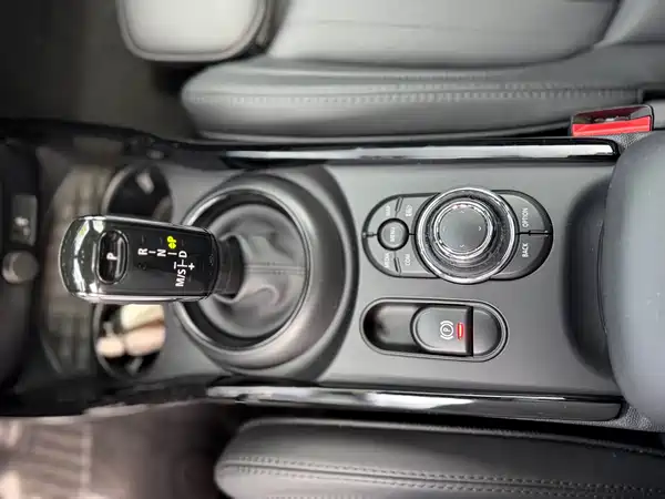 MINI CLUBMAN 2023, фото 14