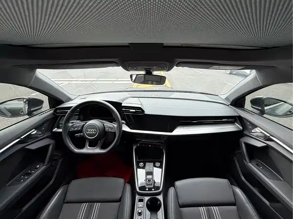Audi A3 2023, фото 10