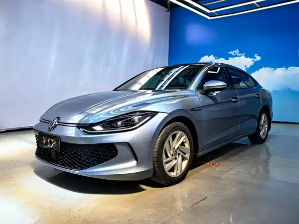 Volkswagen Lamando 2023, фото 3