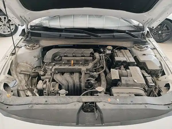 Hyundai Elantra 2023, фото 15