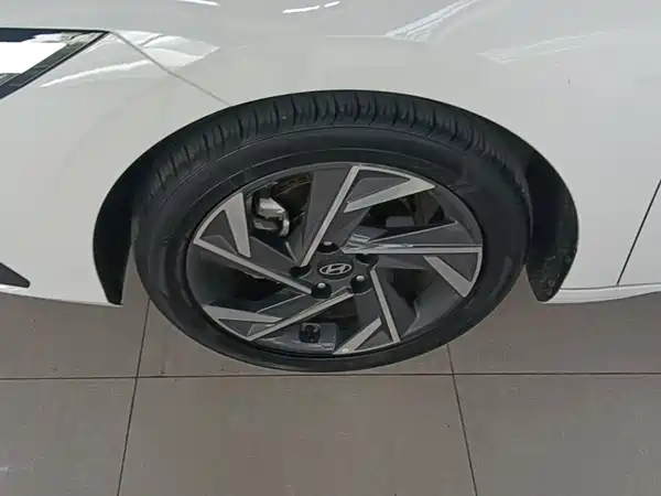 Hyundai Elantra 2023, фото 22