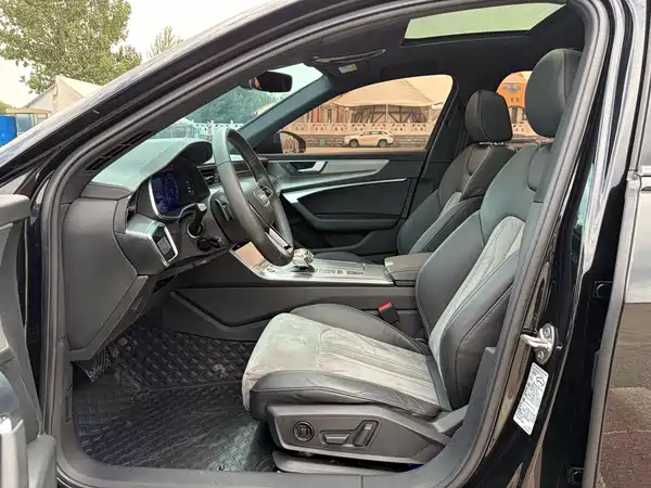 Audi A6L 2022, фото 6