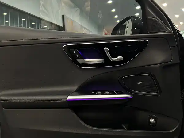 Mercedes-Benz C-Class 2022, фото 17