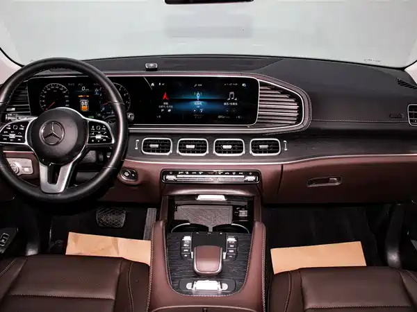Mercedes-Benz GLE 2023, фото 14