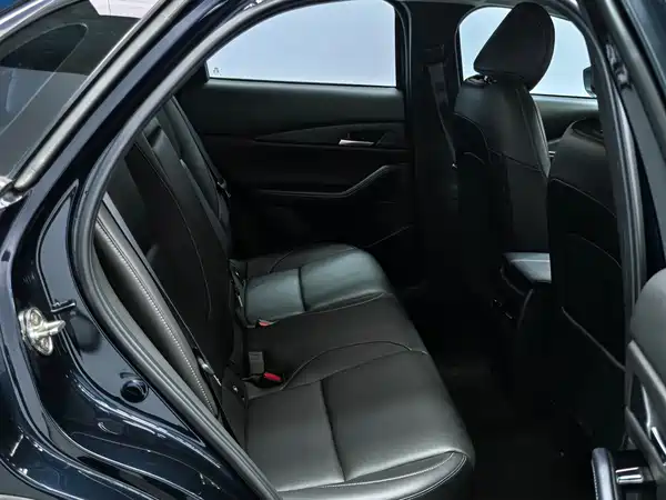 Mazda CX-30 2021, фото 24