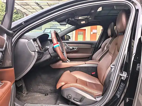 Volvo S90 2022, фото 5