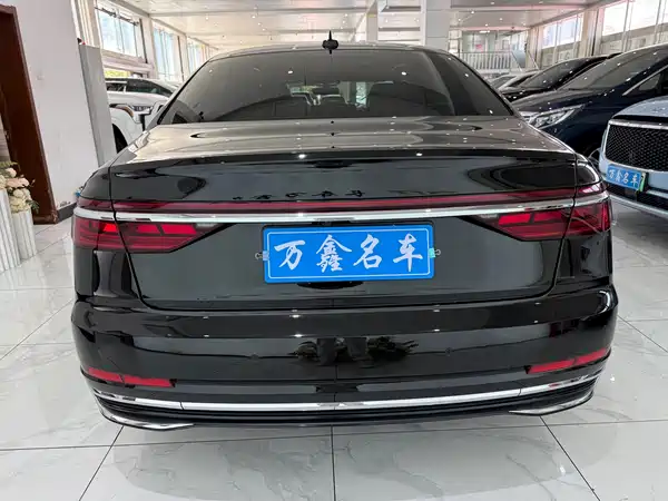 Audi A8 2023, фото 19