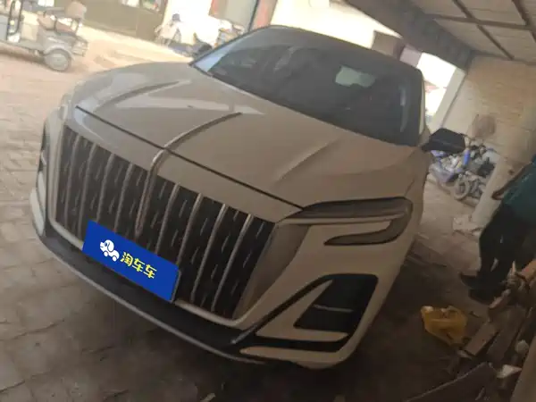 Hongqi HS3 2024
