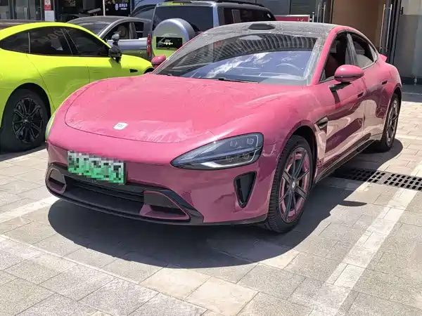 Xiaomi SU7 2024