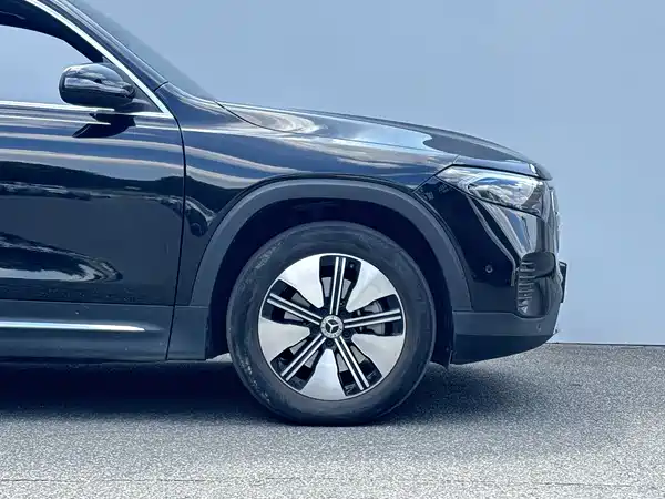 Mercedes-Benz EQB 2023, фото 6