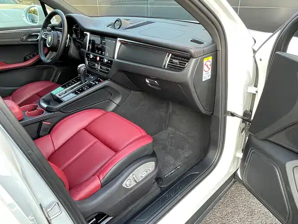 Porsche Macan 2024, фото 13