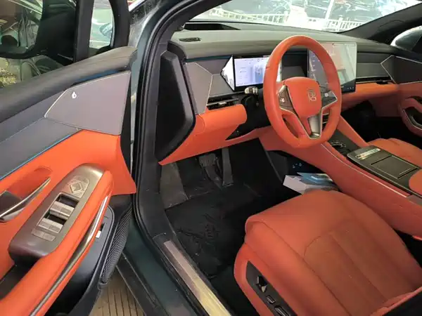 BYD Tang L 2025, фото 16