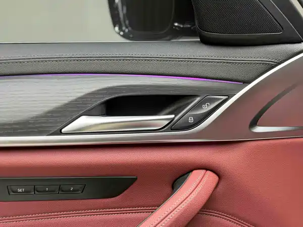 BMW 5 Series 2023, фото 14