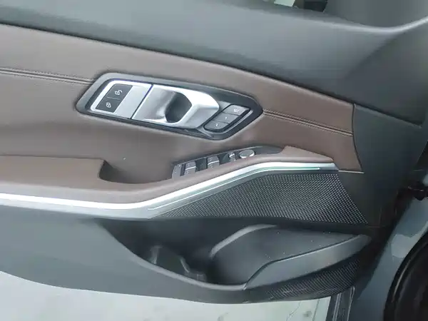 BMW i3 2023, фото 9