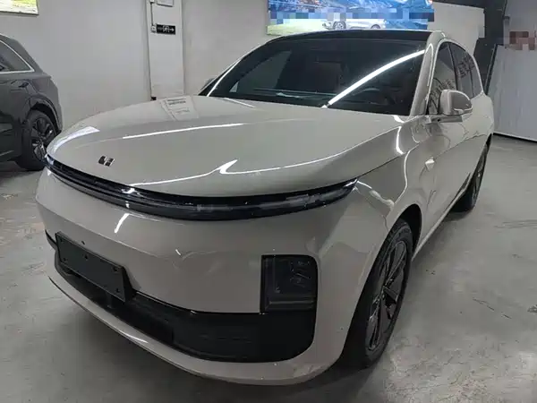 Li Auto L6 2024
