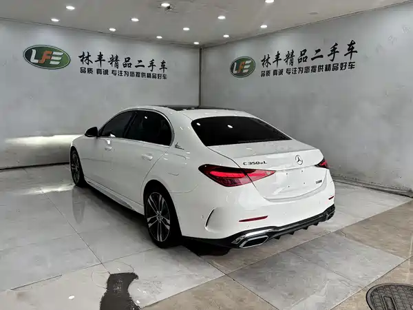 Mercedes-Benz C-Class PHEV 2025, фото 7