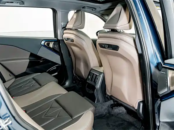 BMW X3 2025, фото 23