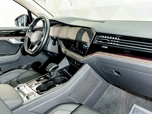 Volkswagen Touareg 2022, фото 20