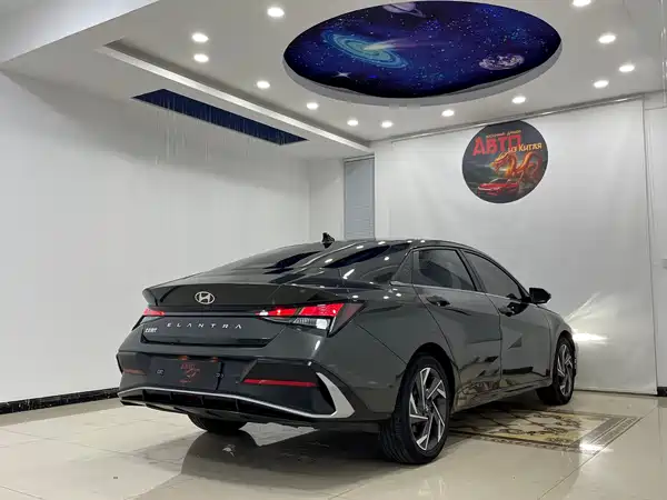 Hyundai Elantra 2023, фото 19