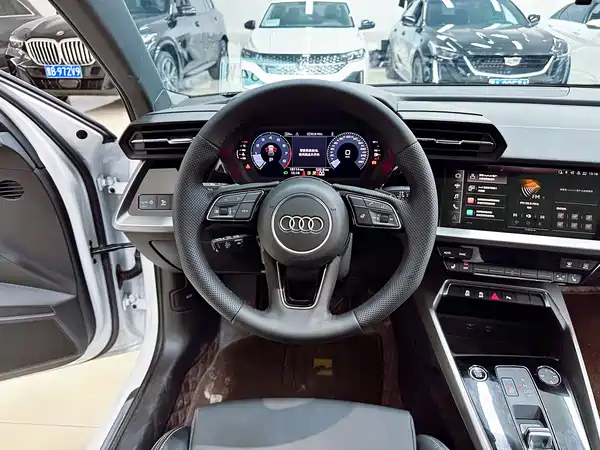 Audi A3 2023, фото 11