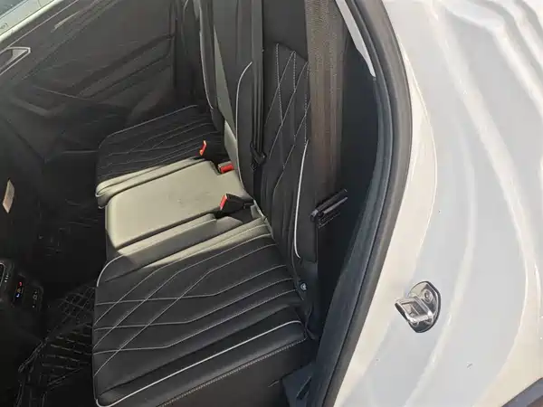 Volkswagen Tiguan L 2023, фото 12