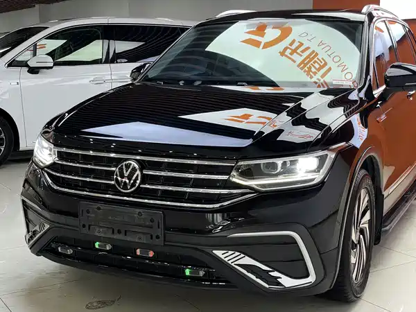Volkswagen Tiguan L 2022, фото 5