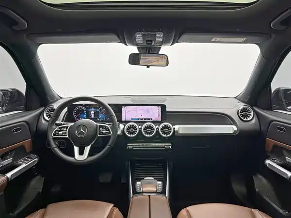 Mercedes-Benz GLB 2022, фото 24