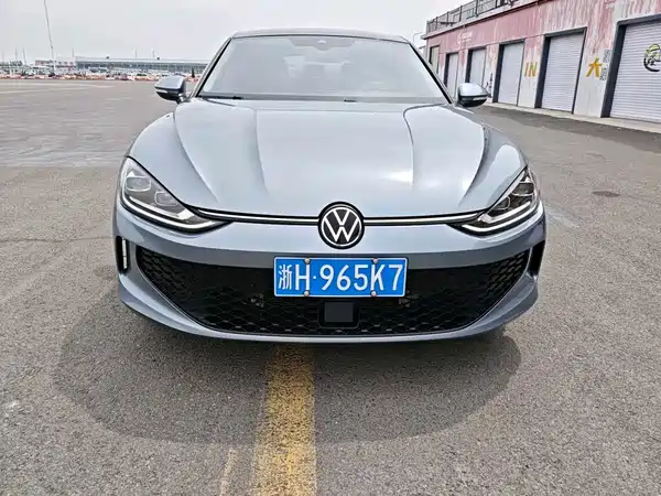 Volkswagen Lamando 2023, фото 2