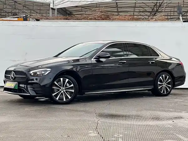 Mercedes-Benz E-Class PHEV 2022