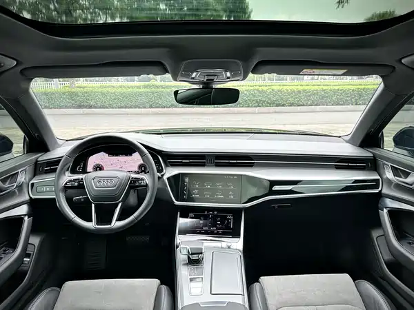 Audi A6L 2023, фото 14