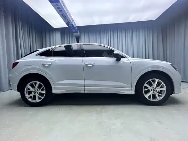 Audi Q3 Sportback 2022, фото 5