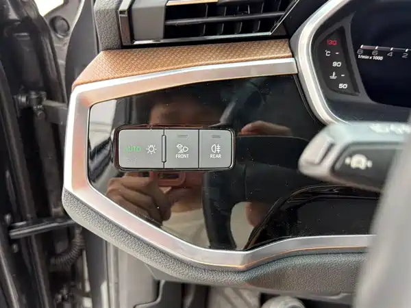 Audi Q3 2022, фото 9